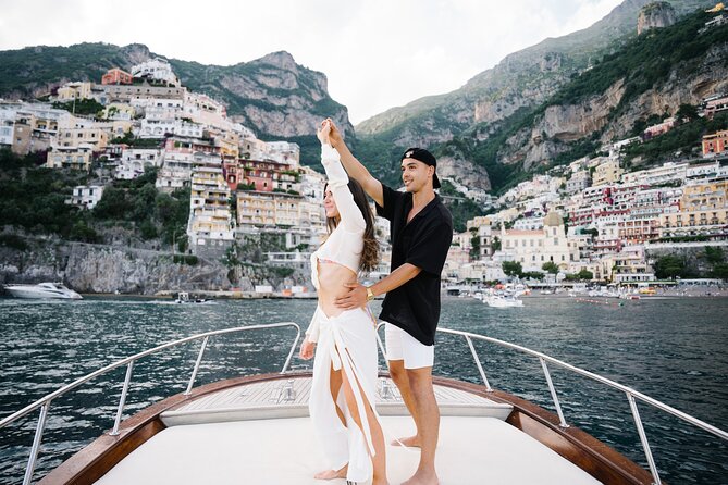 1.5-Hour Amalfi Sunset Cruise – Private Tour with Prosecco - Alternative routing: Li Galli islands instead of the fjord