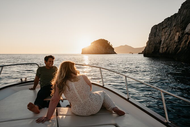 2 Hour Private Amalfi Coast Sunset Experience - The route: Amalfi to Praiano and back, built for photos and golden hour