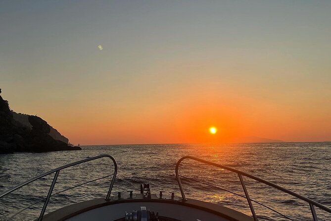 2 Hours Guided Sunset Tour of the Island of Capri with Aperitif - Stop 3: White Grotta—watching color shift when you look up