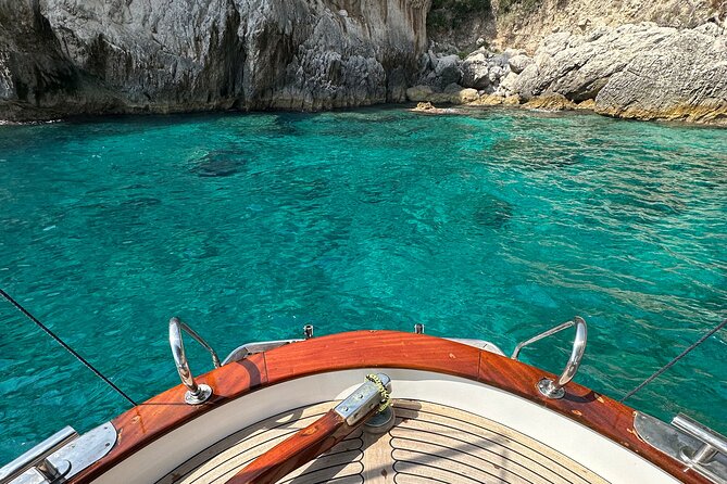 3 hour private boat tour on the island of Capri - Why a 3-Hour Private Boat on Capri Feels Just Right