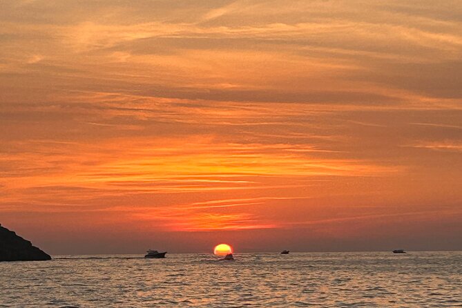 3-Hour Private Sunset Boat Tour in Sorrento - Who this tour is best for (and who should look elsewhere)