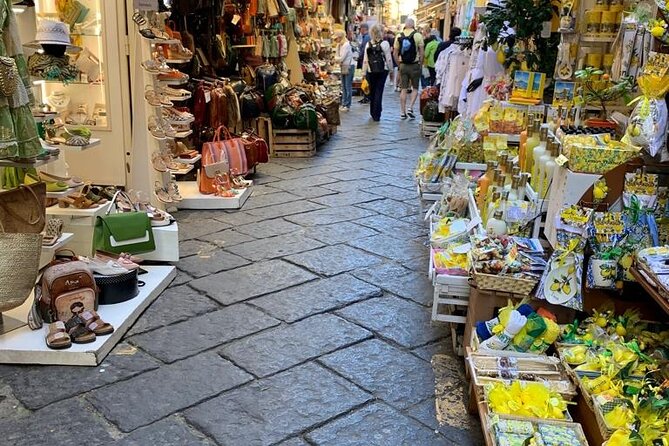 3 Hour Walking Tour of Sorrento with Local Food Tasting - Pace, shoes, and timing for a 3-hour loop