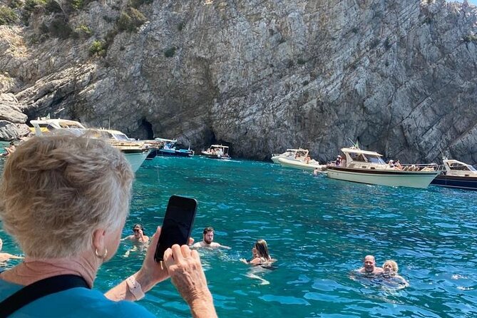 3 Hours Private Boat Tour of Capri with Pasta and Prosecco - Small Boats, Rough Water, and Motion-Sickness Reality Checks