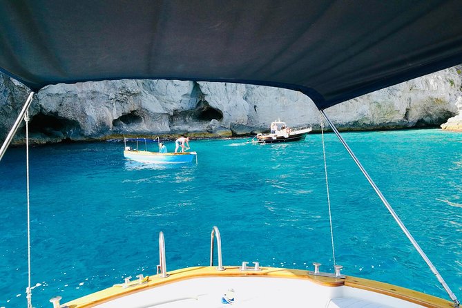 3 hours Private Capri Boat Tour - Private 3-hour Capri Cruise From Piazza Angelo Ferraro