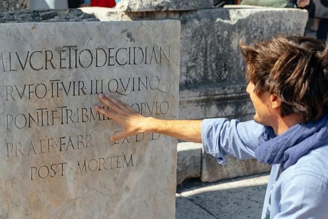 3-Hours Private Walking Tour in Pompeii with an Archaeologist - Getting There: Meeting Point and How the Tour Ends