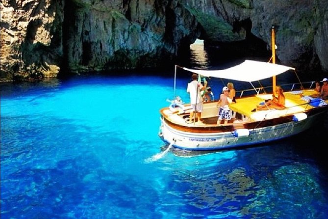 4 Hour Boat Tour To Discover Capri - Quick highlights you’ll feel right away