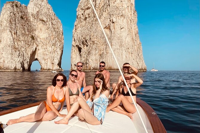 7 Hours Private Boat Experience on Capri from Positano - Capri Island Time: Restaurant Stop and a Real Pace