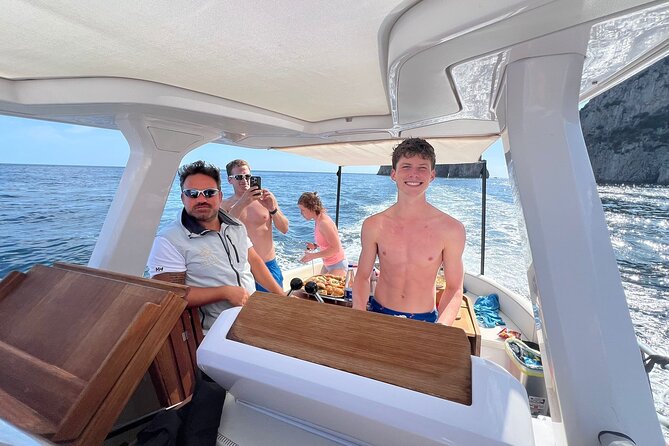 All inclusive Capri Boat and City Tour from Sorrento - Cala del Rio: the Heart Cave moment