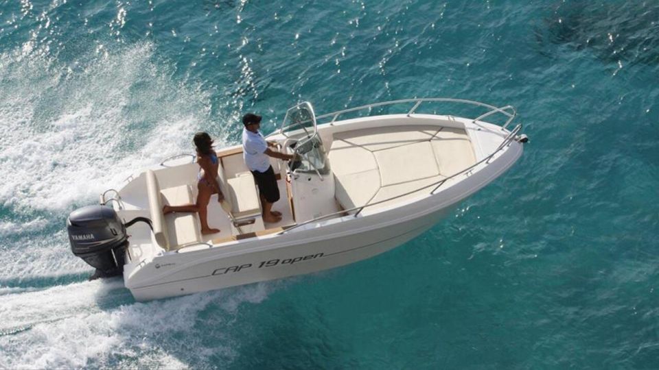 Amalfi: boat rental no license - Timing: 09:00 to 17:00 and How to Use It