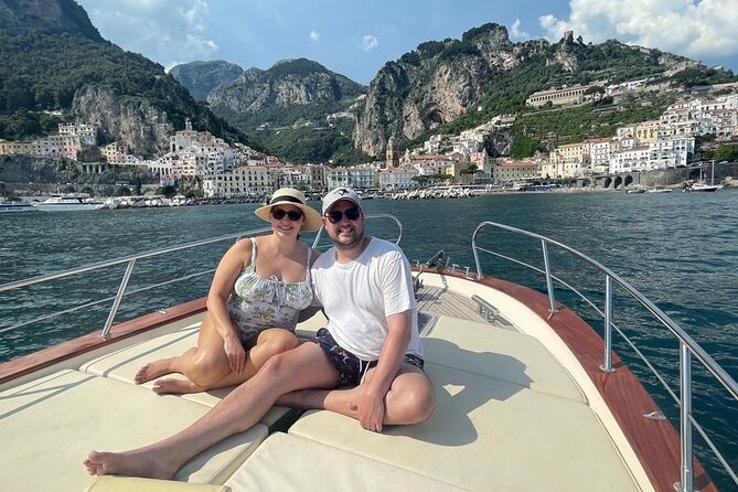 Amalfi Boat Tour from to Positano Praiano or Amalfi. 7 hours - Lunch and desserts: how land breaks fit into a sea-first day