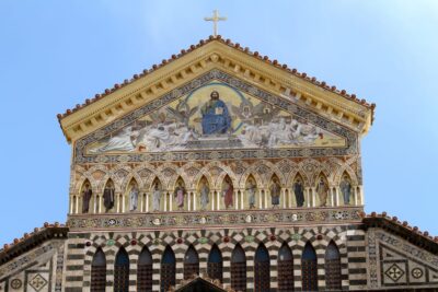 Amalfi coast from Pompeii by bus - Sorrento in 60 minutes: narrow streets, quick choices