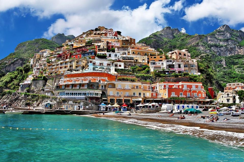 Amalfi Coast: Full-Day Cruise from Sorrento - Skippers and guides: why the commentary can be the best part