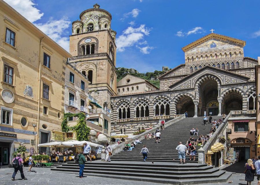 Amalfi Coast Full-Day Private Vintage Vespa Tour - Safety, helmets, and the small clothing rules that matter