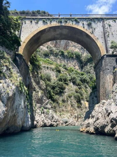 Amalfi Coast: one day tour from Salerno to Positano - On board with Captain Tiziano and Anna-Lisa