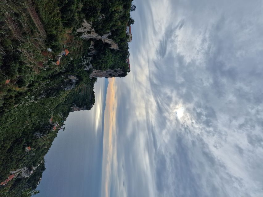 Amalfi Coast Path of the Gods Hike from Agerola - Finishing in Nocelle: how you get from the trail to Positano