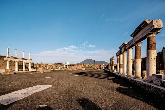 Amalfi Coast: Pompeii Small Group with Skip the Line Tickets - Photo Stops, Free Time, and Lunch Choices After the Ruins