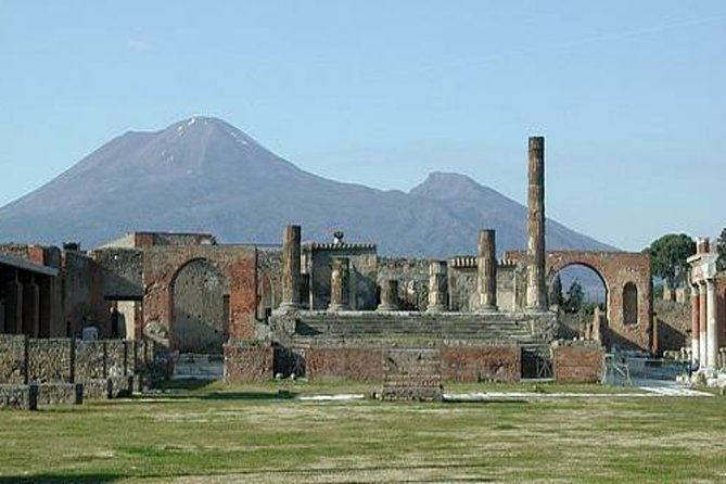 Amalfi Coast: Pompeii Small Group with Skip the Line Tickets - The Cameo Factory Stop and Audio Headsets: A Small Detour That Helps the Day