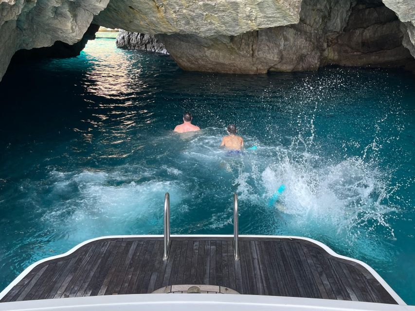 Amalfi Coast: Scenic Boat Private Tour with Aperitif - Price and value: is $756.59 per group reasonable?