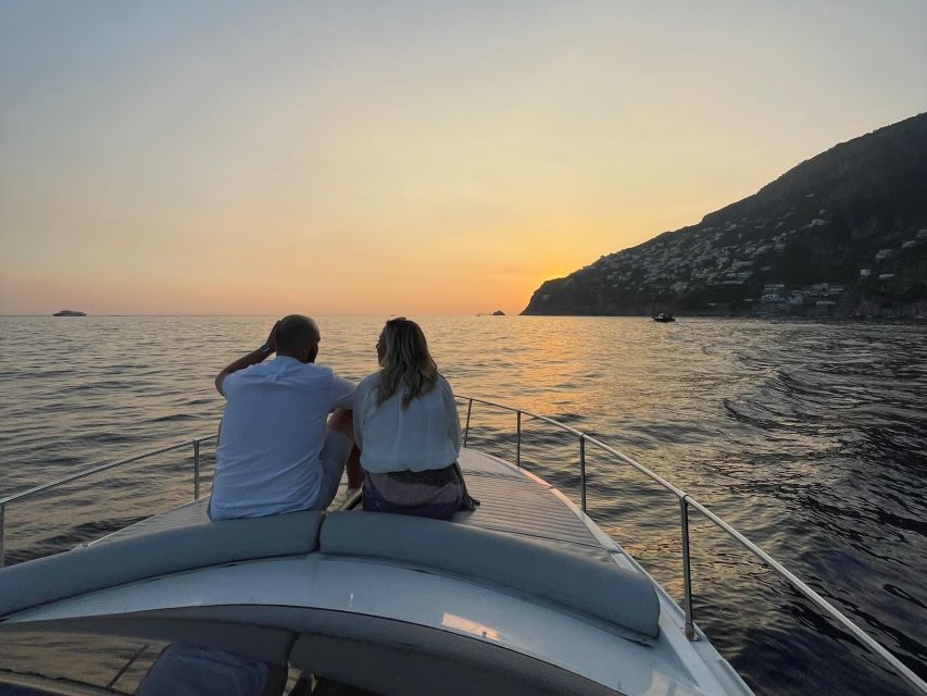 Amalfi Coast: Scenic Boat Private Tour with Aperitif - Who this tour is best for