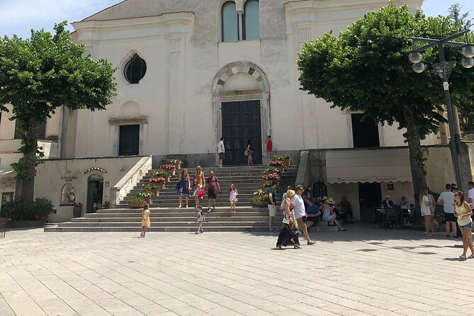 Amalfi Coast Sharing tour - Semiprivate - Lunch Included: A Real Stop That Keeps the Day Comfortable