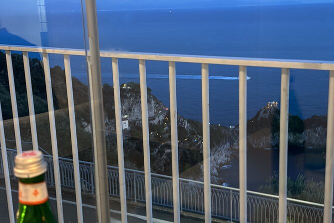 Amalfi Coast Sunset Tour & Dinner - The guide factor: Pigi and the service vibe