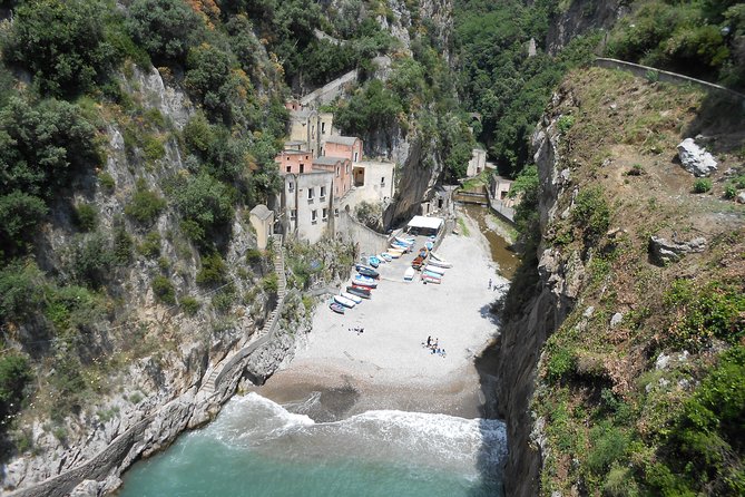 Amalfi Drive cycling tour - Stop 1: Amalfi Coast on the main coastal road