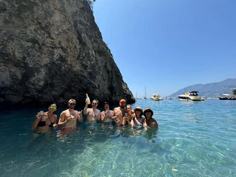 Amalfi: Kayak/Snorkel Tour to Pandora Cave with Lemon Spritz - Grotta Pandora cave time: what to expect inside
