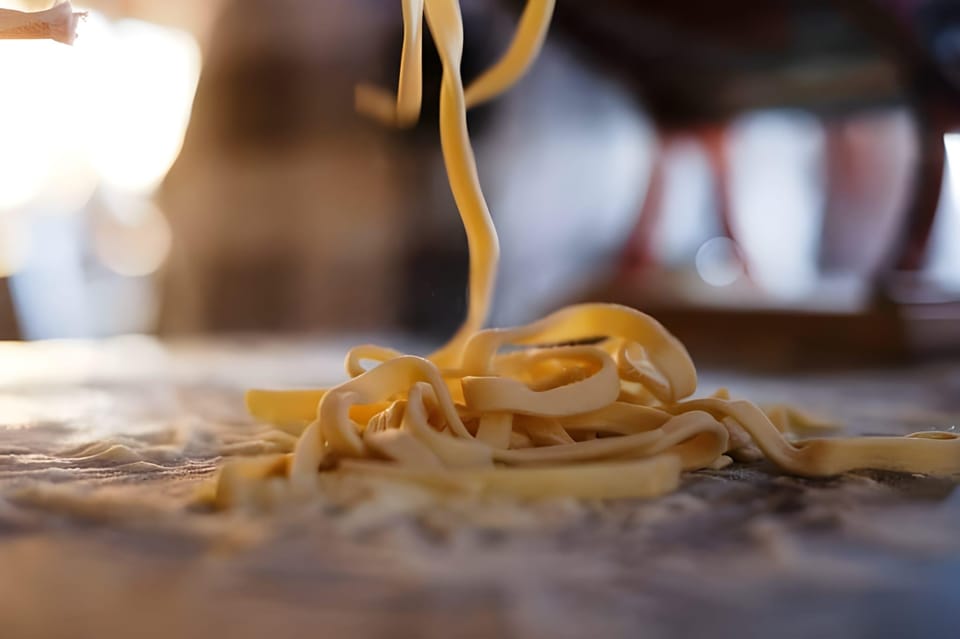 Amalfi: Learn how to make pasta, mozzarella and tiramisù! - Luna d’Agerola farmhouse: where the Amalfi Coast view sets the mood