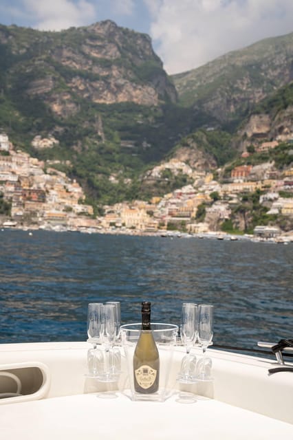 Boat tour Amalfi Coast - Capri - Positano - Sunset - Conca dei Marini and Cavallo Morto: short stops that keep the scenery flowing