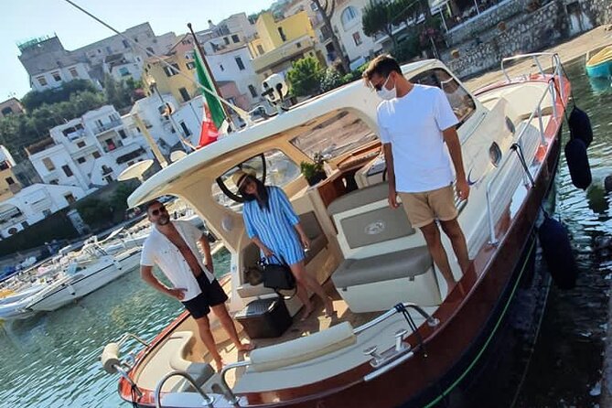 Boat Tour in Capri - Lighthouse, Green Grotto, and the caves you mostly see from the water