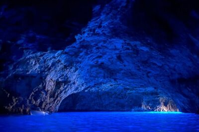 Boat Tour in Capri Italy - What’s included on board (and what that means for your comfort)