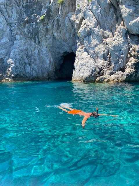 Capri: 3-Hour Private Boat Tour with Blue Grotto Visit - The Capri Route: Faraglioni, Arch of Love, and Cave Stops