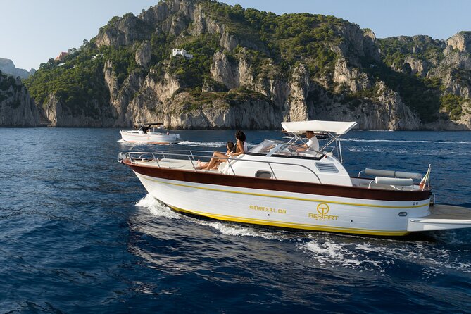 Capri and Amalfi Coast tour departing from Positano - Grotta Verde (Emerald Cave): A Short Stop With a Strong Visual Payoff