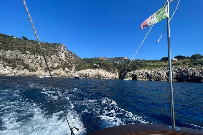 Capri by Boat private Comfortable tour - Blue Grotto: why it’s not in the base plan