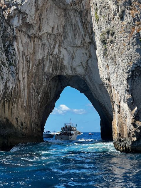 Capri: exclusive boat tour - Who should book this Capri exclusive boat tour