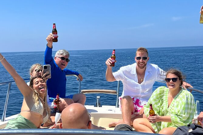 Capri Exclusive Premium Semi-Private Luxury Tour - The day’s pacing: a boat circuit with about 4 hours in Capri
