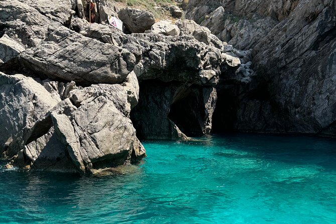Capri Positano and Amalfi Ischia Private Boat Tour from Sorrento - Key Things to Know Before You Go