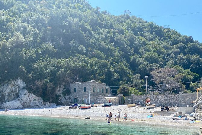 Capri-Positano Private Yacht tour from Sorrento,Positano or Capri - Capri Shore Time: 3 Hours to Walk, Eat, and Reset