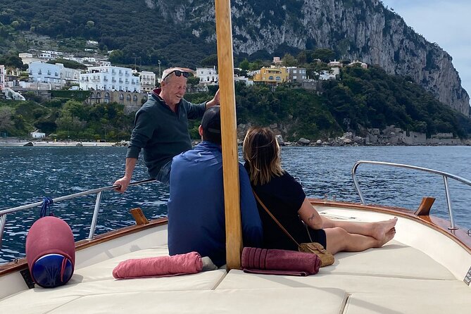 Capri Private Boat Tour from Capri (3 Hours) with Blue Grotto - Skipper quality: the difference between good and great