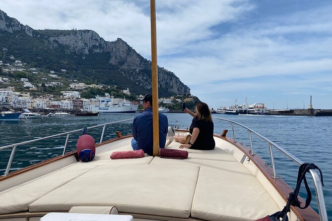 Capri Private Boat Tour from Capri (3 Hours) with Blue Grotto - Price and logistics: what you’re paying for at $492.60 per person
