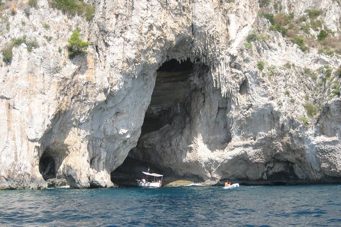 Capri Private Boat Tour from Positano, Praiano or Amalfi - Comfort and on-board details you will care about