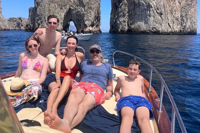 Capri Private Boat Tour from Sorrento - Premium 28ft Boat - Meet at Cooperativa Azzurra Sorrento, then head out the right way