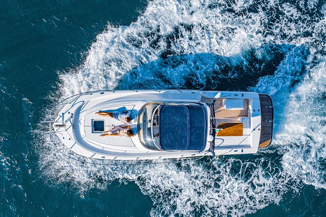 Capri Private Boat Tour with Limoncello tasting - Why a private Capri boat day beats the usual “tour bus + ferry” mix