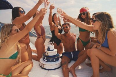 Capri Private luxury Boat Tour - The crew matters: Raffaele and Guglielmo’s style of service