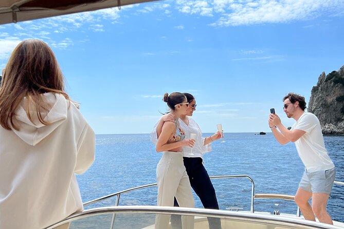 Capri Secret Corners Semi-Private Boat Tour with Local Captain - Key highlights you’ll feel right away