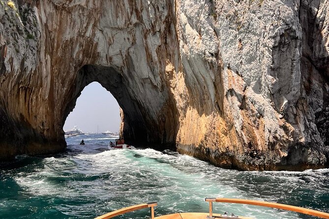 Capri Semi-Private Boat Tour and City Visit from Sorrento - FAQ