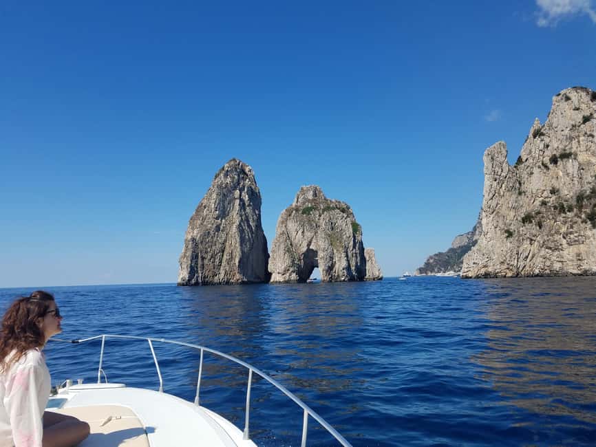 Capri: shared boat tour from Sorrento - 7 hours - Sorrento to Capri: a short ride with big views
