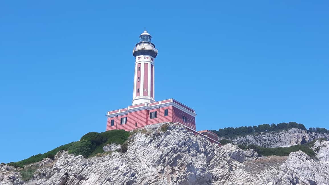 Capri: shared boat tour from Sorrento - 7 hours - What the boat does well: small group, simple comfort, clear guidance