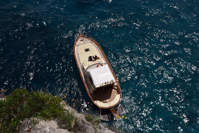 Capri Sunset Escape – Exclusive Evening Boat Tour from Sorrento - What’s included with the tour food and drinks (and what to watch)