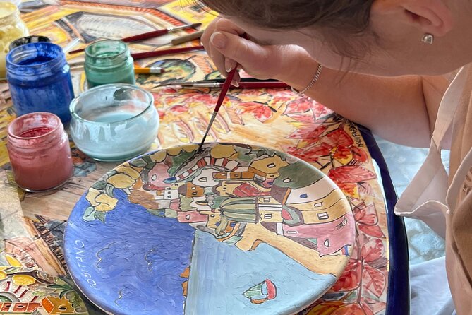 Ceramic Class in Positano 2 hours workshop - Limoncello time and the feel of working in a real ceramic store